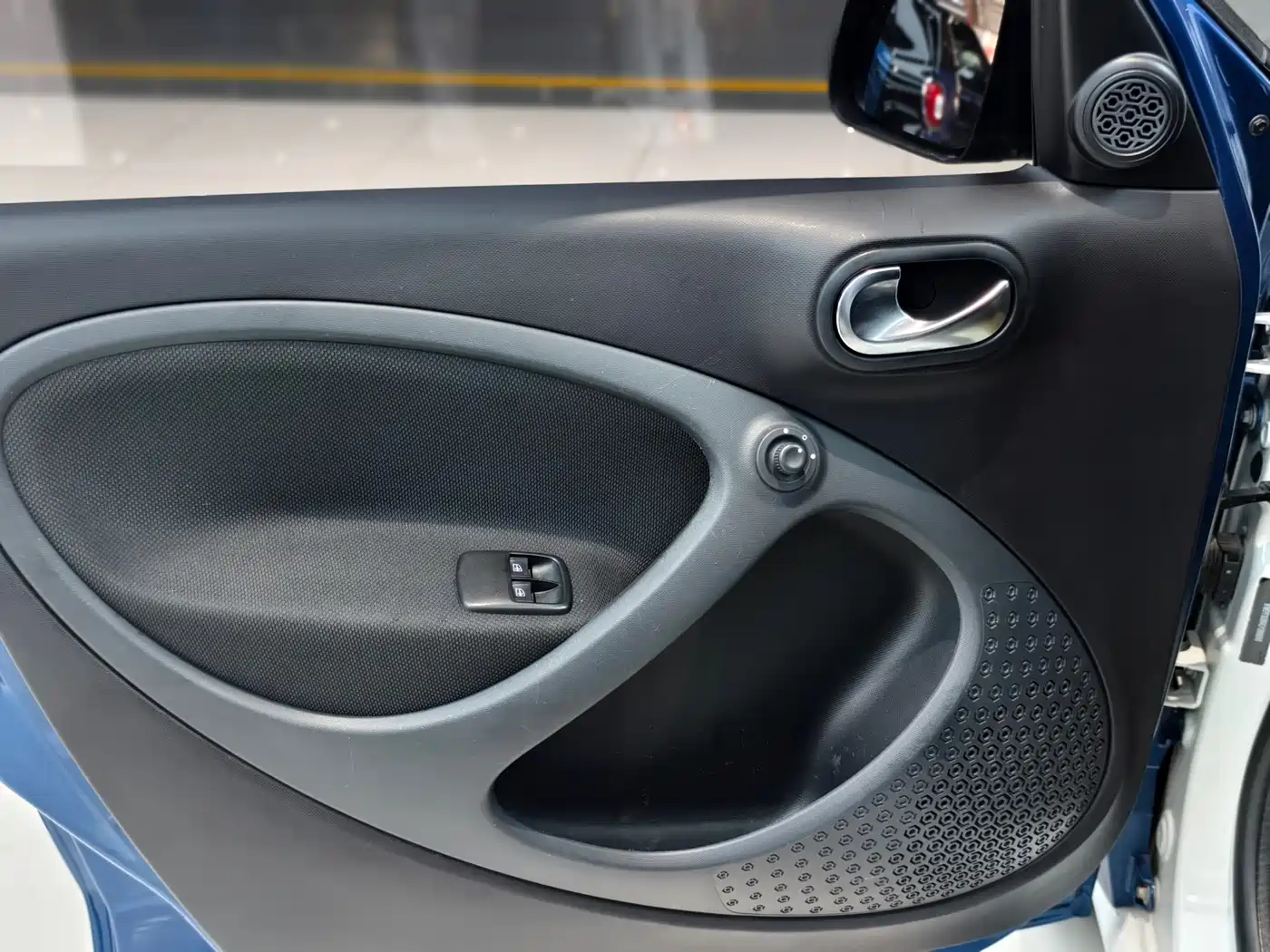 smart forfour 2017 2016 Model 0.9T 66kW Pioneer Edition