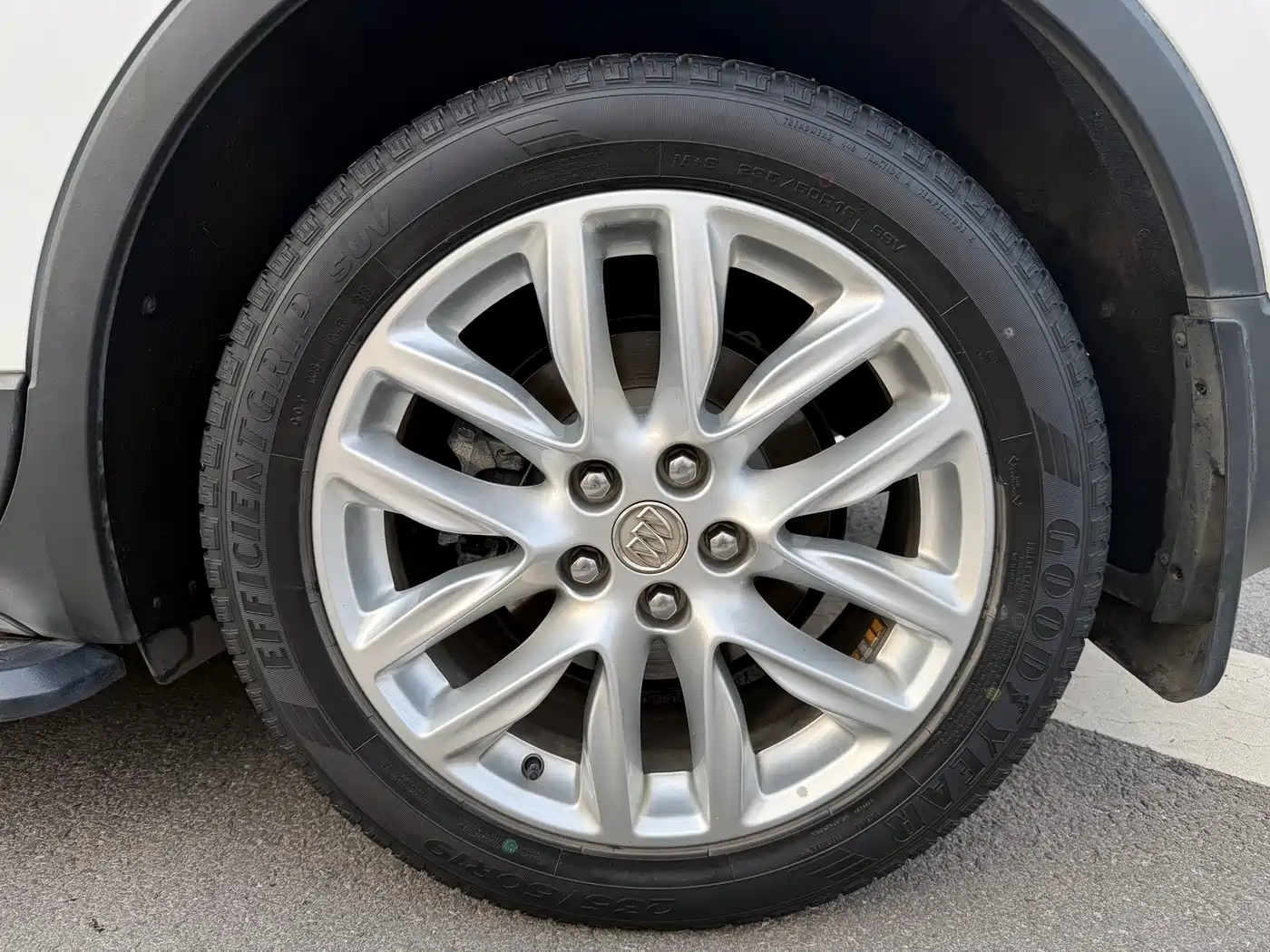 Buick Envision Plus 2018 28T 4WD Luxury фото 9