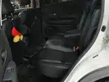 Фото 9 - Honda Vezel