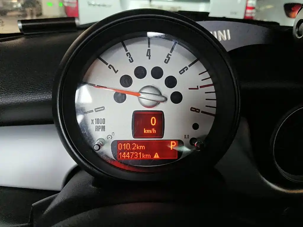 MINI MINI 2014 2011 1.6L COOPER Fun