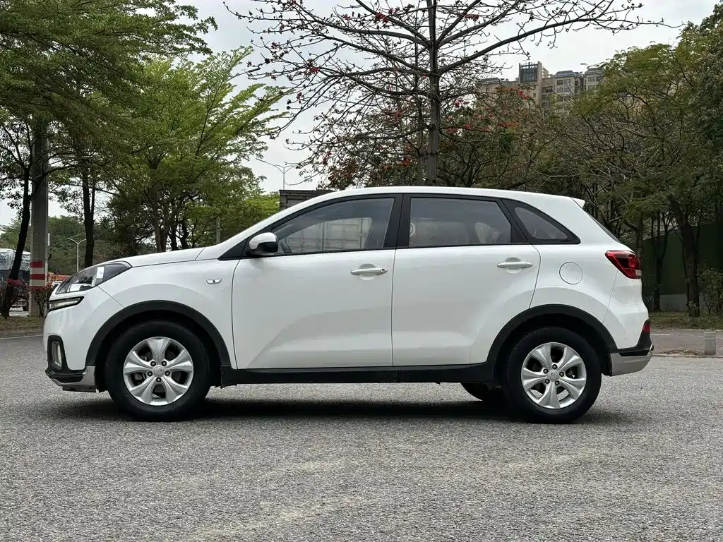 Kia KX3 Smart Run 2015 2015 1.6L Automatic 2WD GLS