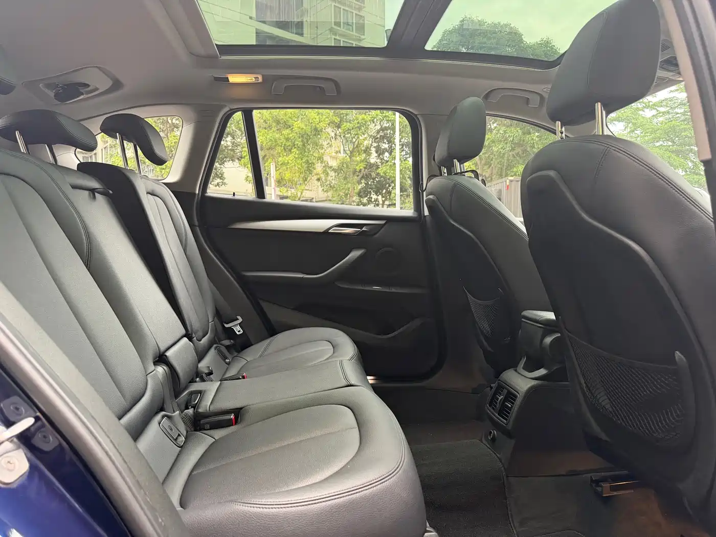 BMW X1 2018 sDrive20Li Leading Model фото 8
