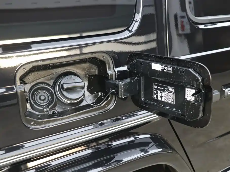Mercedes-Benz G-Class 2023 G 500 фото 35