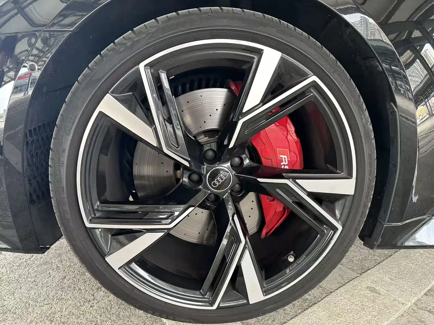 AUDI RS6