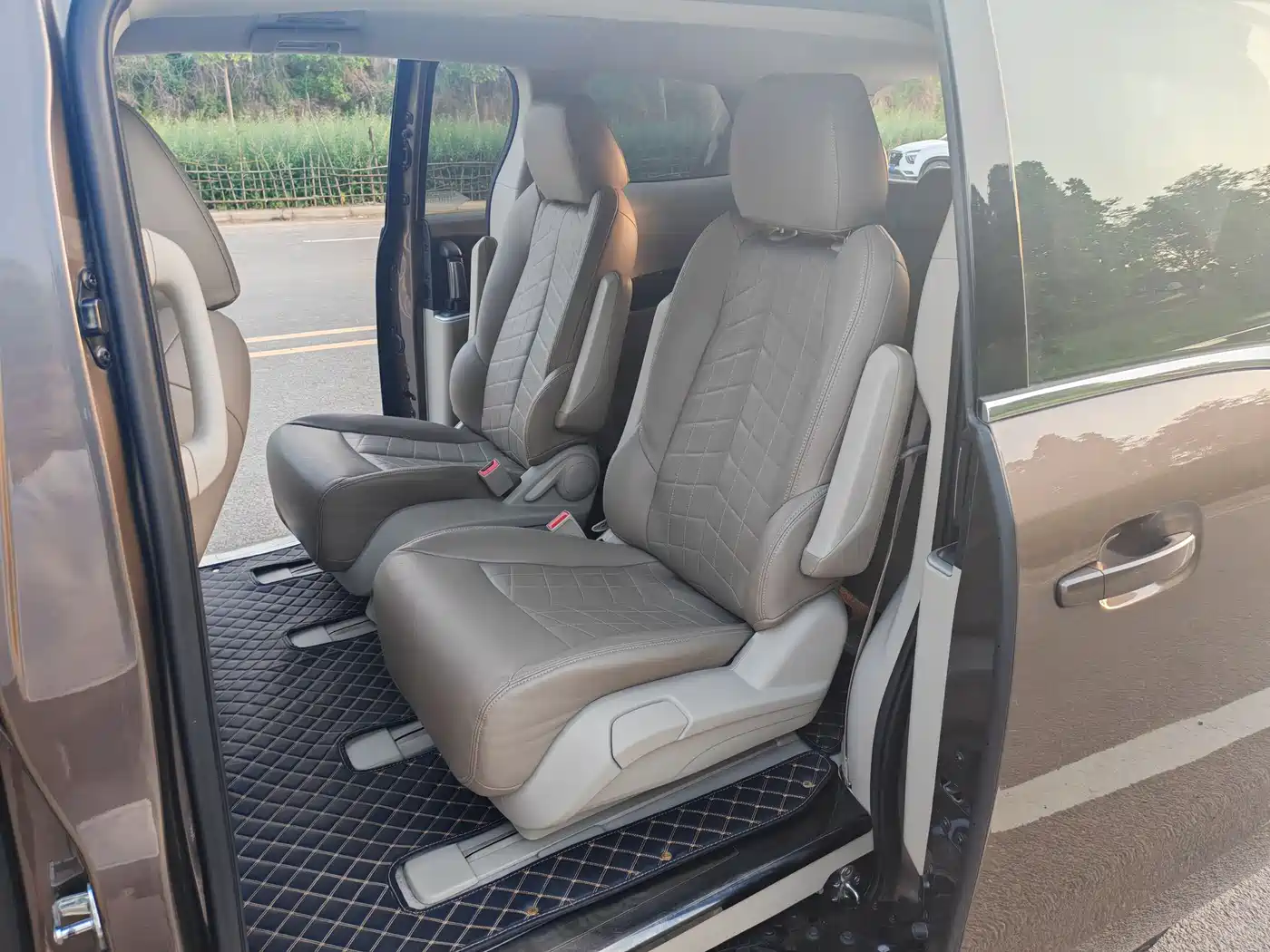 Buick GL8 2022 Land Business Class 652T Comfort фото 12