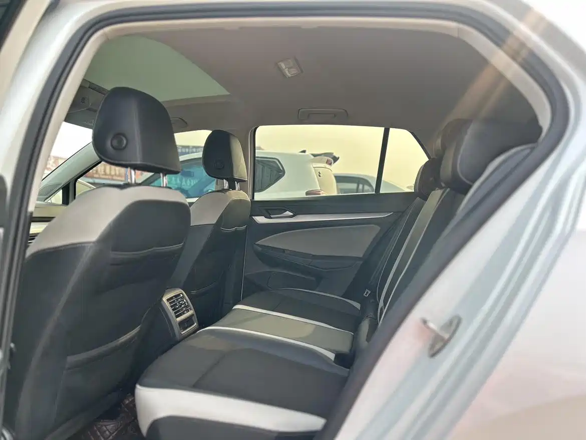 Volkswagen Golf 2021 280TSI DSG Pro фото 6