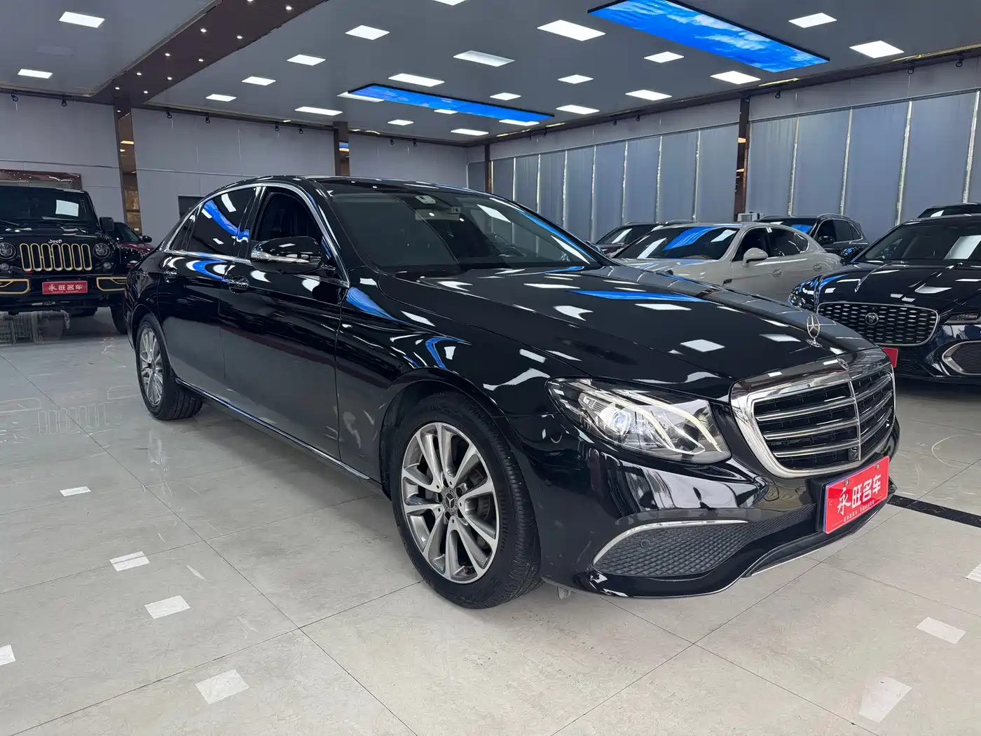 Mercedes-Benz E-Class 2019 E 300 L Fashion фото 2