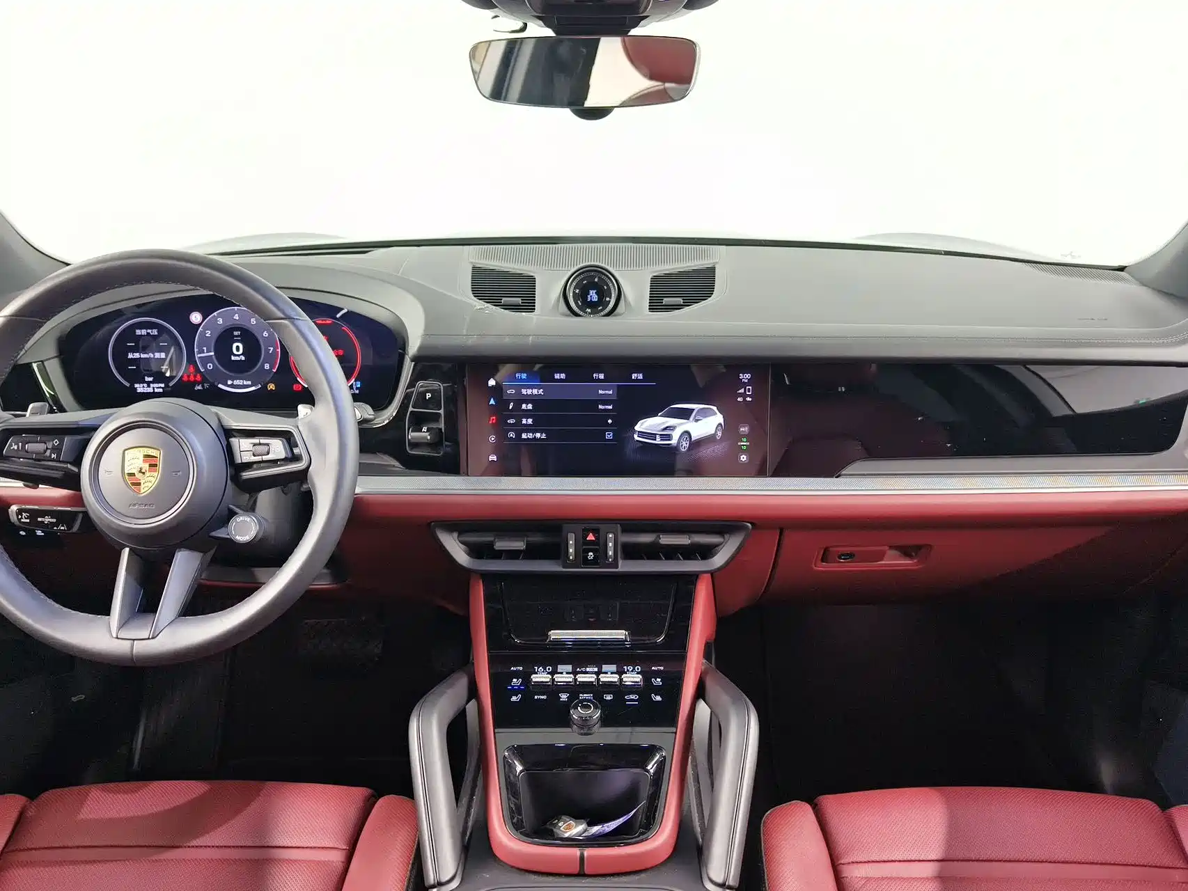 Photo 12 - Porsche Cayenne