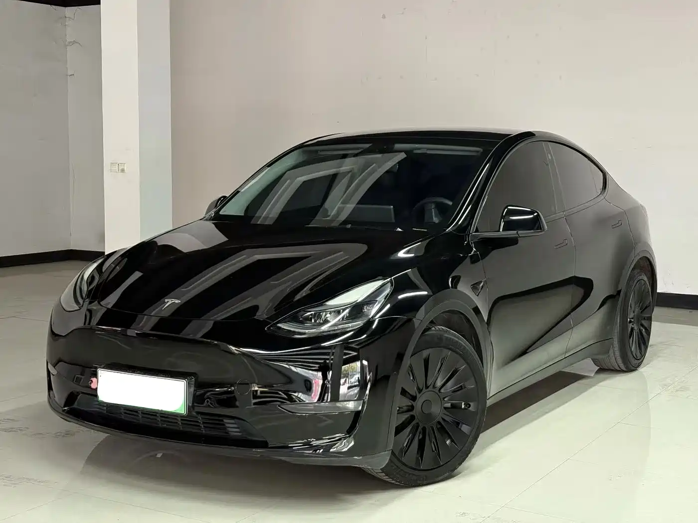Tesla Model Y 2024 Rear-Wheel Drive Version