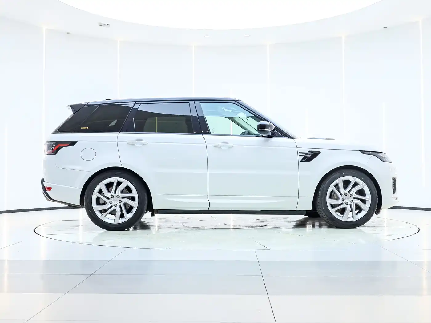 Land Rover Range Rover Sport 2020 3.0 L6 HSE DYNAMIC фото 9