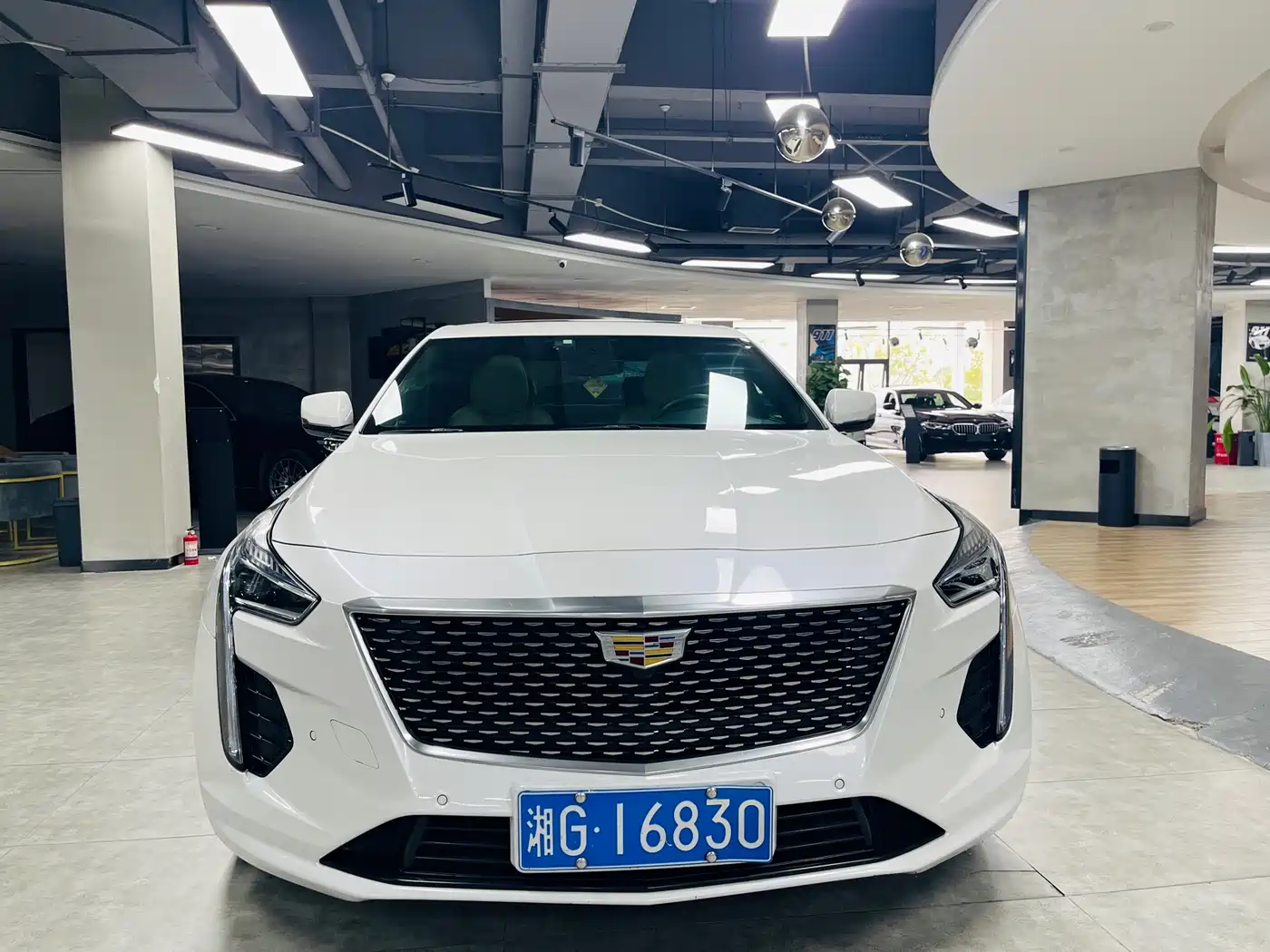 Cadillac CT6 2019 28T Fashion Model фото 3