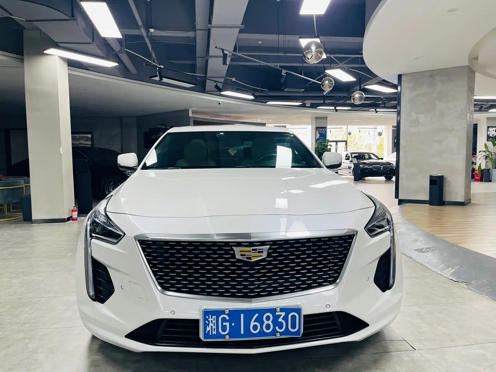 Фото 3 - Cadillac CT6