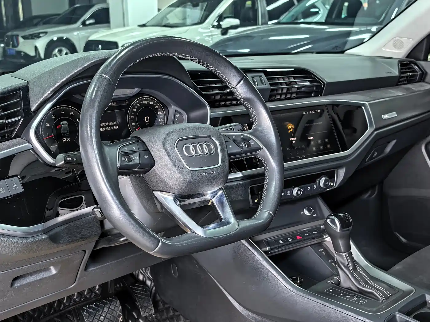 Audi Q3 2022 35 TFSI Fashion Dynamic фото 11
