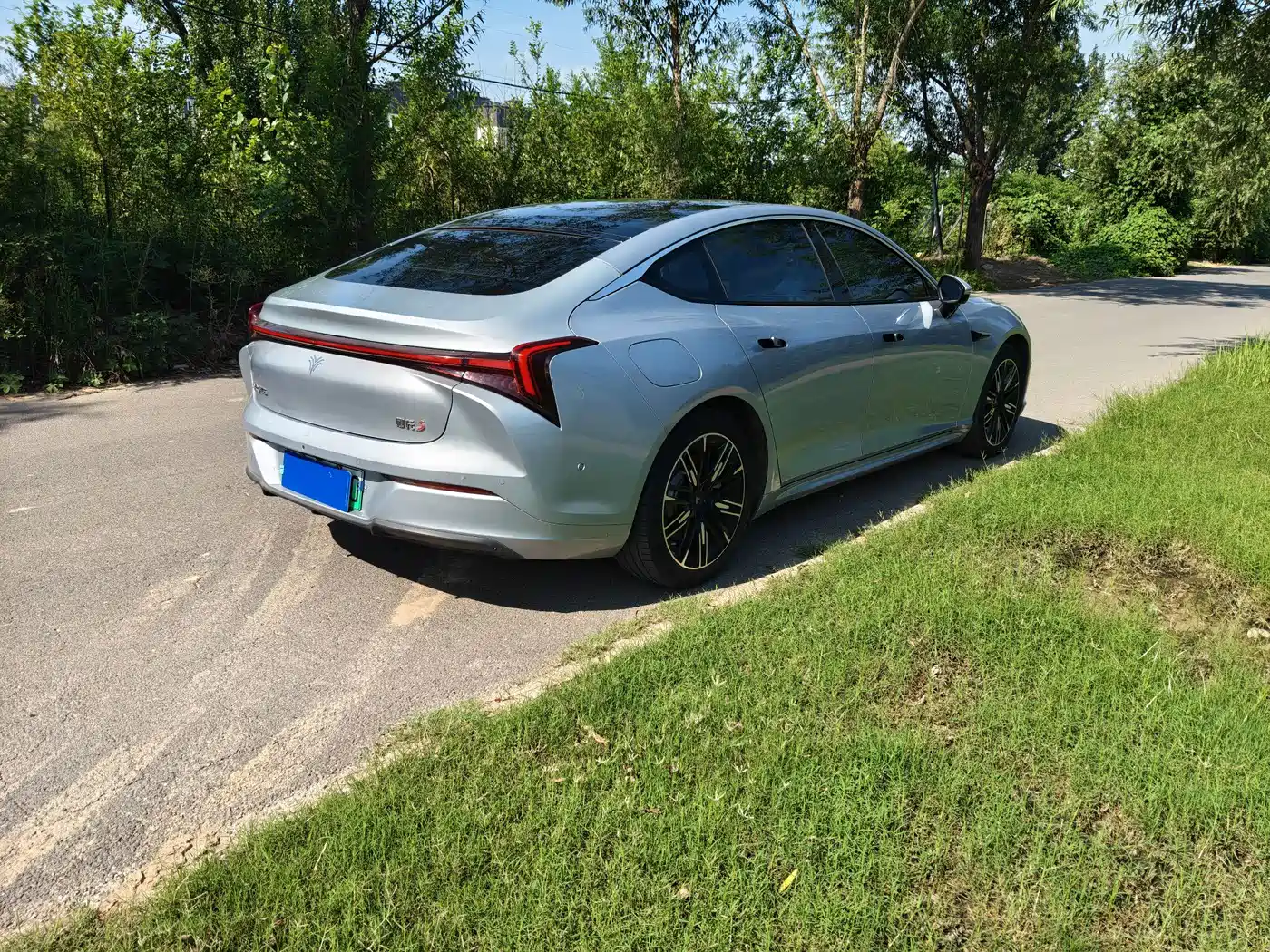 Nezha Auto Nezha S 2023 2022 Model Pure Electric 715km RWD Medium Edition