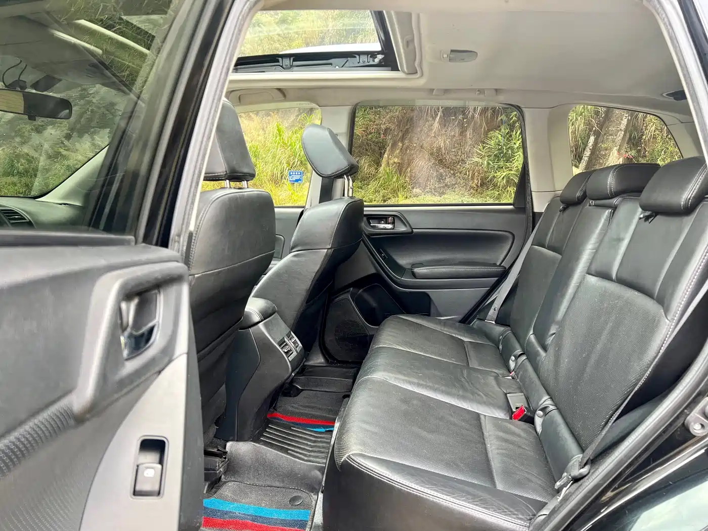 Subaru Forester 2013 2.5i Automatic Premium Edition фото 5