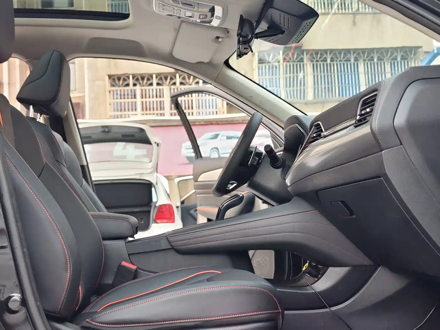 Фото 13 - Haval F7