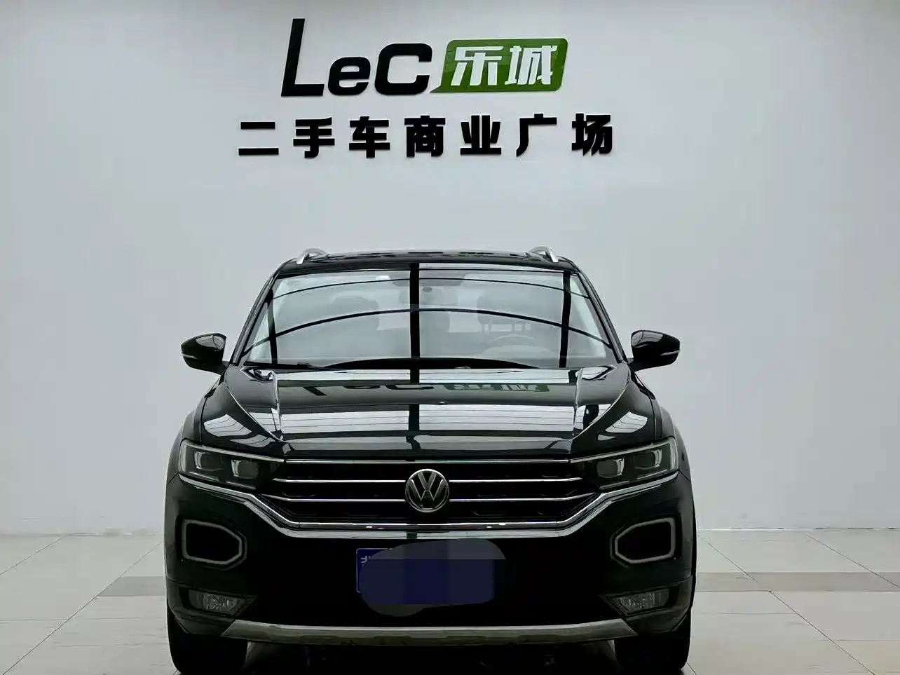 Photo 3 - Volkswagen T-ROC