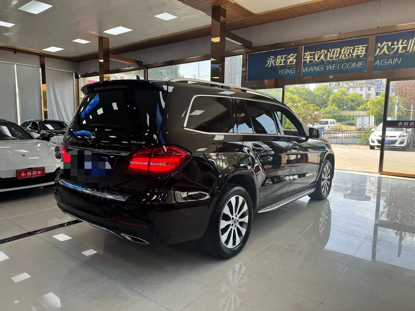 Mercedes-Benz GLS 2018 GLS 400 4MATIC Luxury фото 17