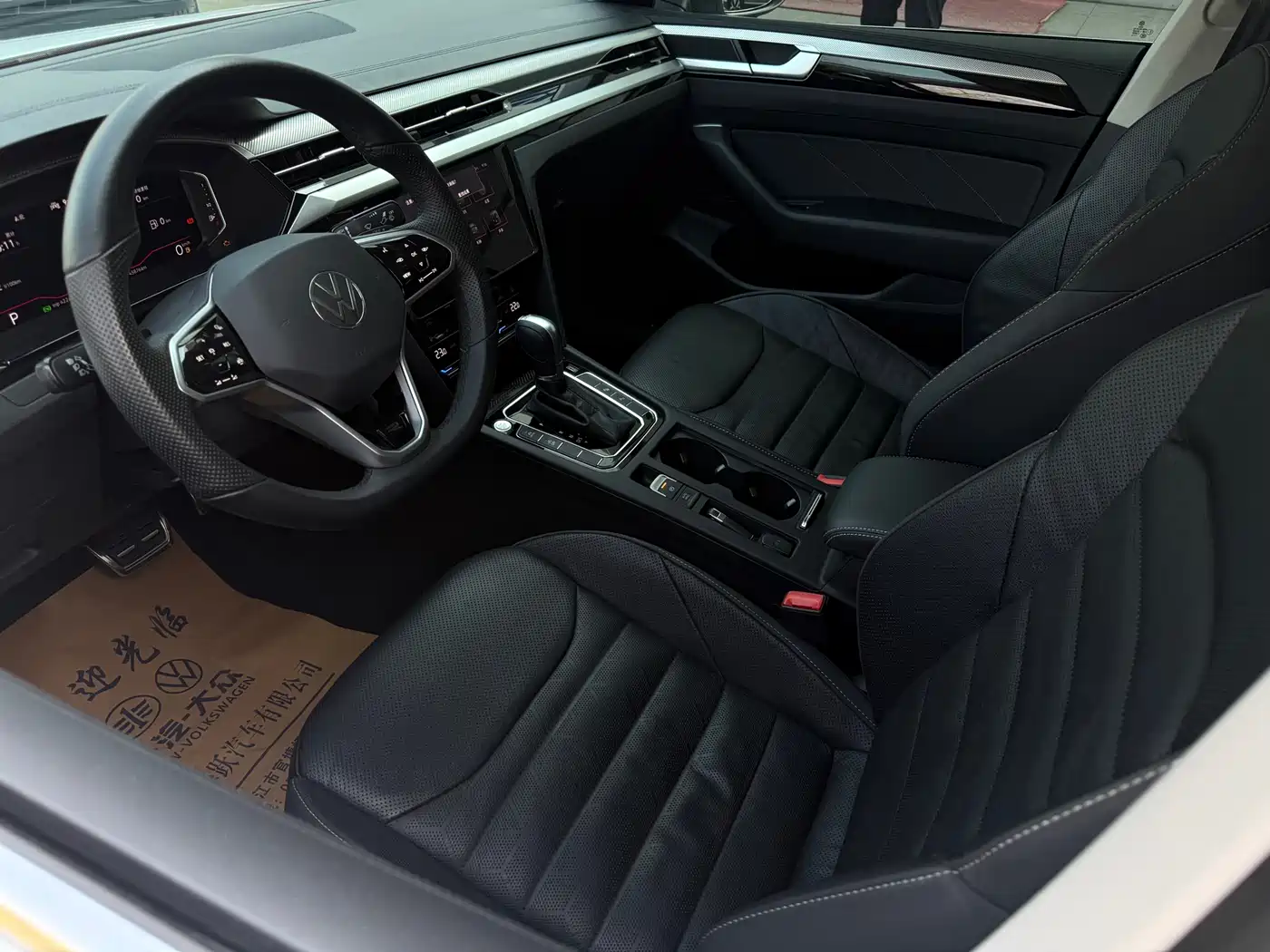 Volkswagen FAW-Volkswagen CC 2021 380TSI Eye-catching Edition фото 4