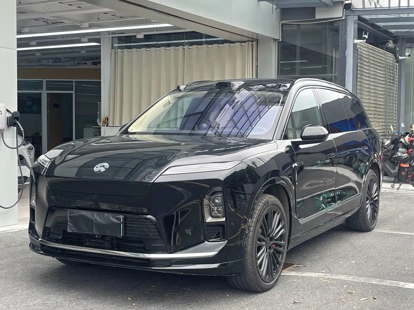 NIO NIO ES8 2025 Base Model