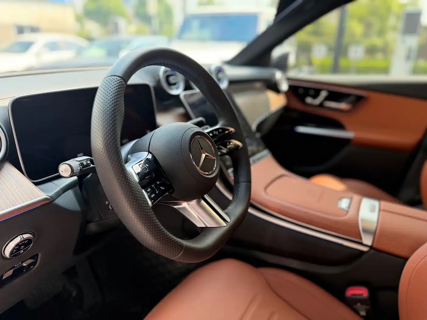 Mercedes-Benz GLC 2024 GLC 300 L 4MATIC Dynamic 5-seater фото 19