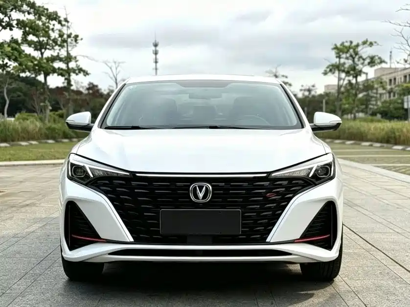 Photo 2 - Changan Eado
