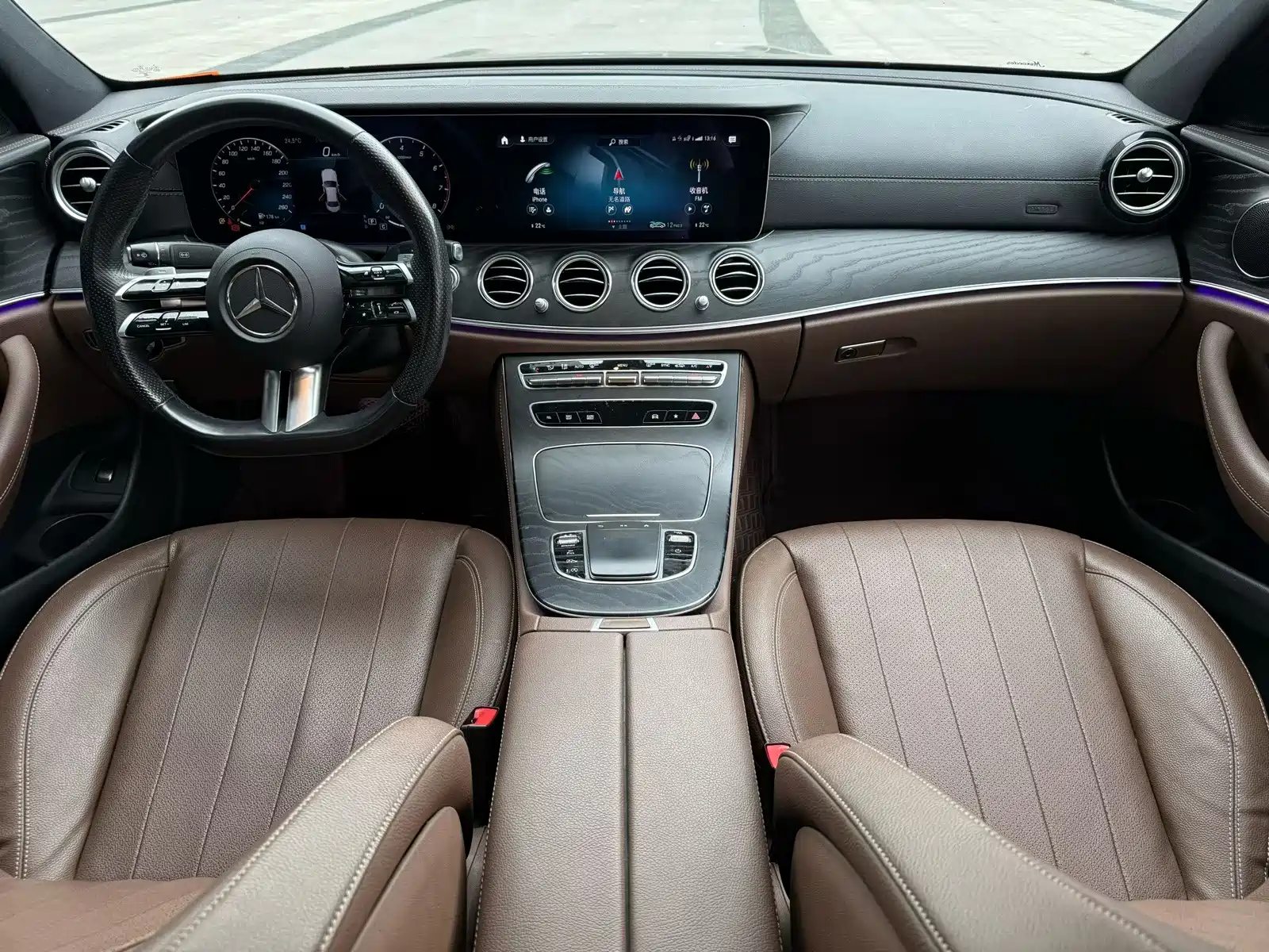 Фото 4 - Mercedes-Benz E-Class (Import)