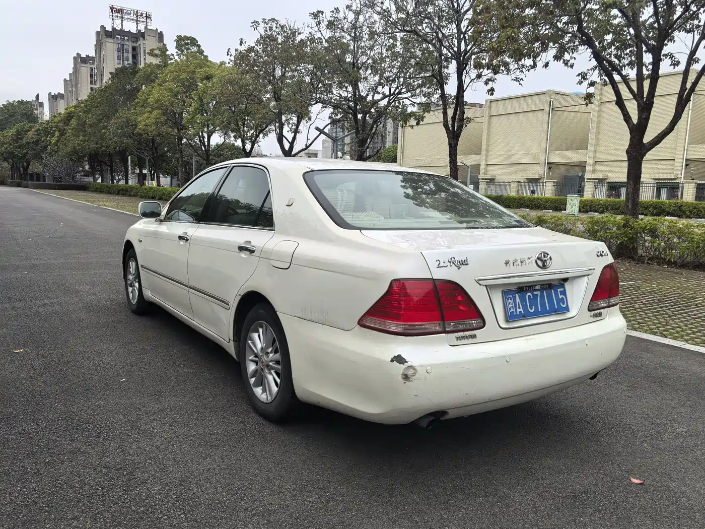Toyota Crown 2007 2.5L Royal Leather Edition фото 7