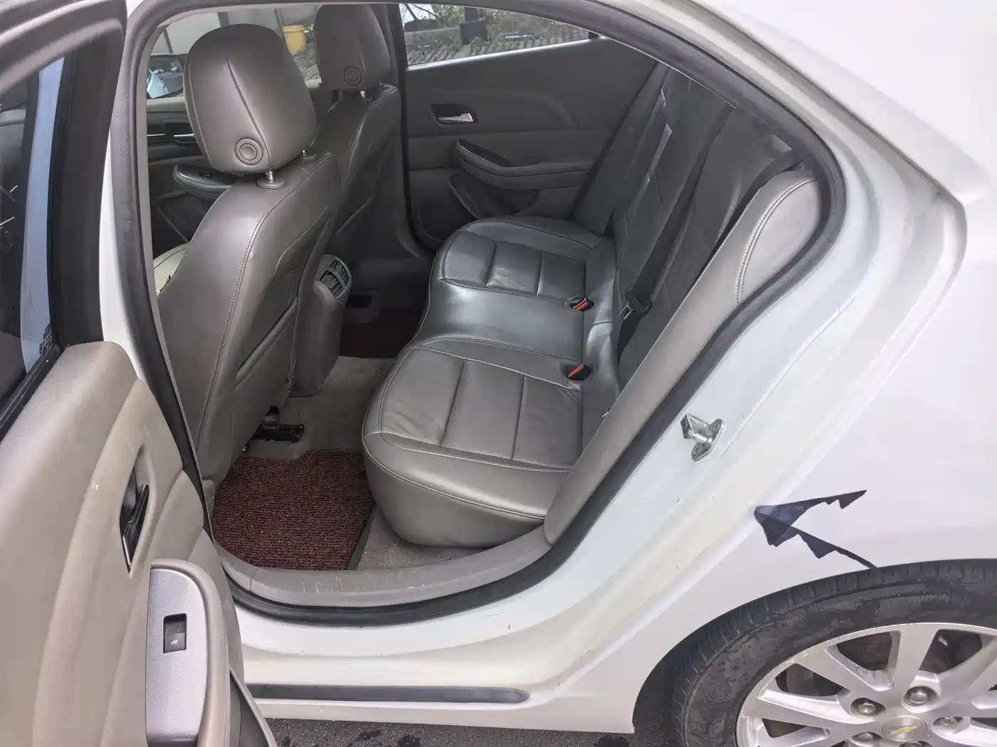 Chevrolet Malibu 2014 2.0L Automatic Comfort фото 8