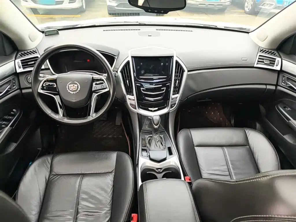 Cadillac SRX 2015 3.0L Comfort фото 10