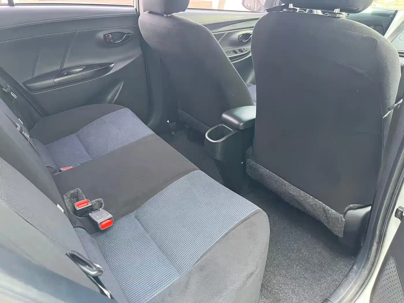 Toyota YARiS L Zhi Xiang 2019 1.5E CVT Charming China VI фото 27