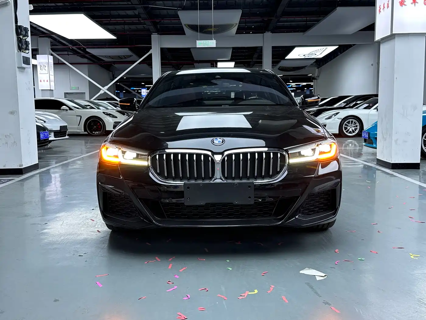 BMW 5 Series 2022 525Li M Sport Package фото 2