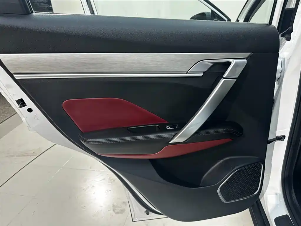 GEELY BINYUE