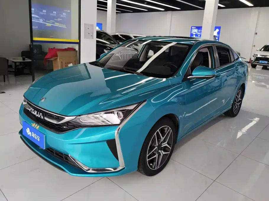 Dongfeng Aeolus Yixuan 2021 — пригон из Китая