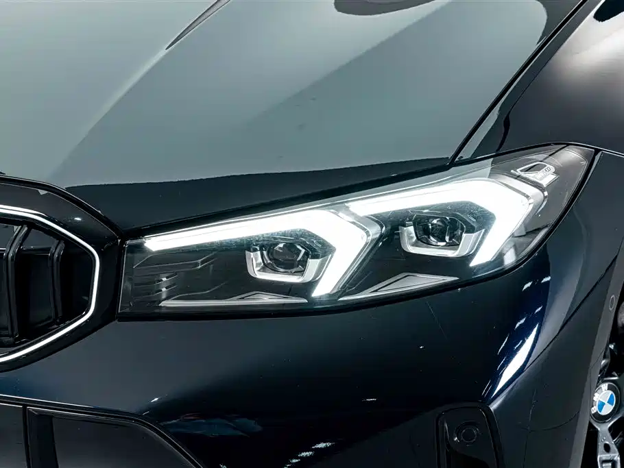 Фото 4 - BMW 3 Series
