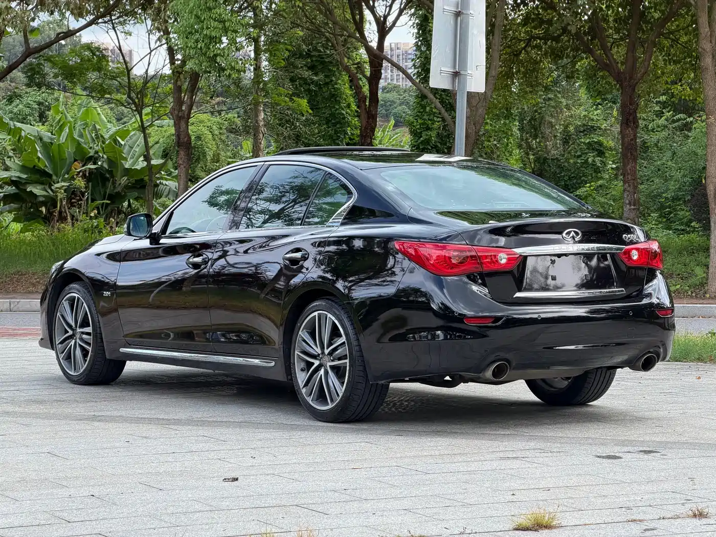 Infiniti Q50L 2015 2015 2.0T Sport