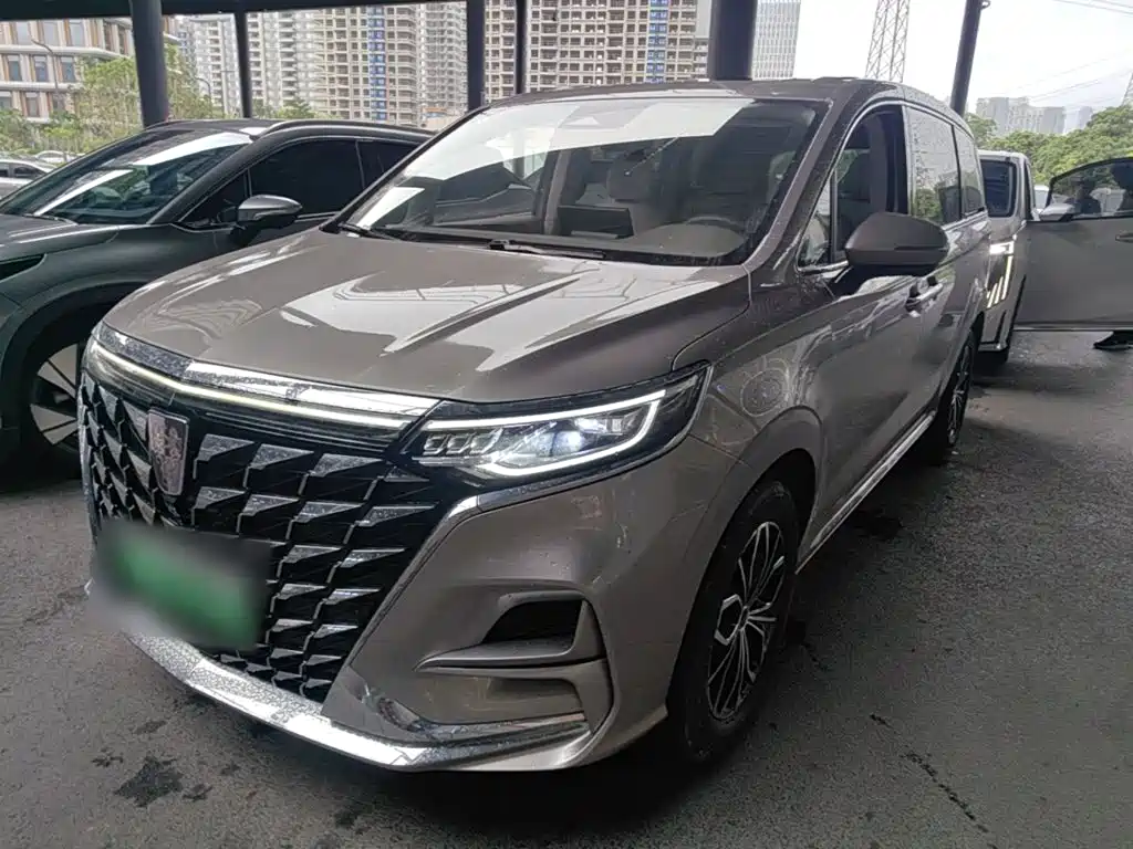 Roewe iMAX8 EV 2025 1.5T DMH Land Luxury Edition