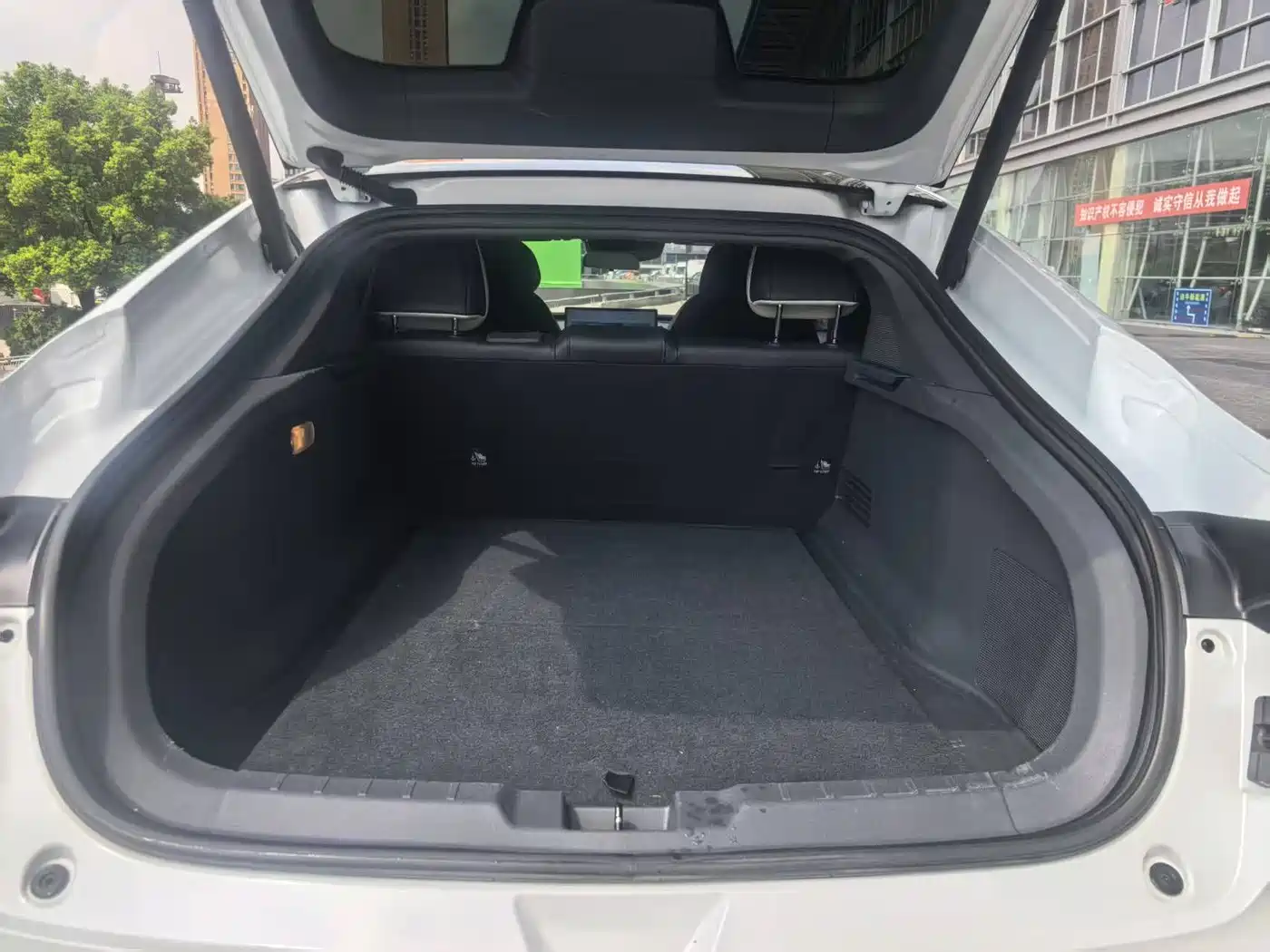 Фото 9 - Dongfeng Yipai eπ007