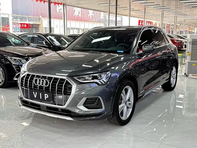 Audi Q3 35 TFSI, Stylish Elegant