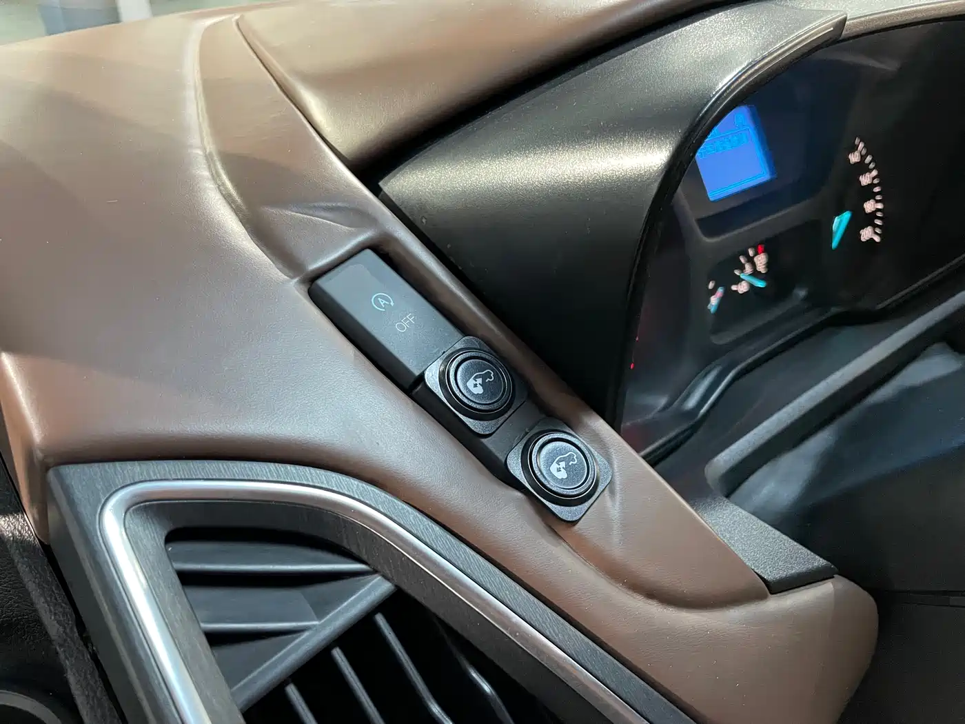 Ford Tourneo 2020 2020 2.0T Auto Elite Edition China VI
