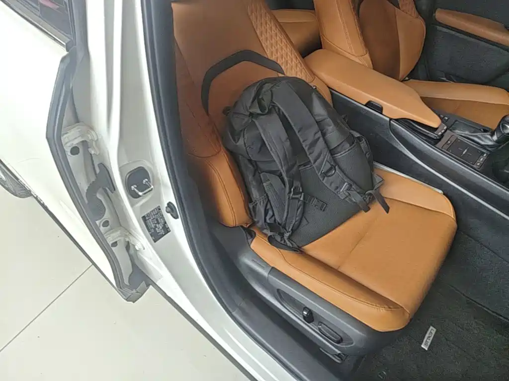 Lexus UX 2022 2020 260h Explore Fun Edition