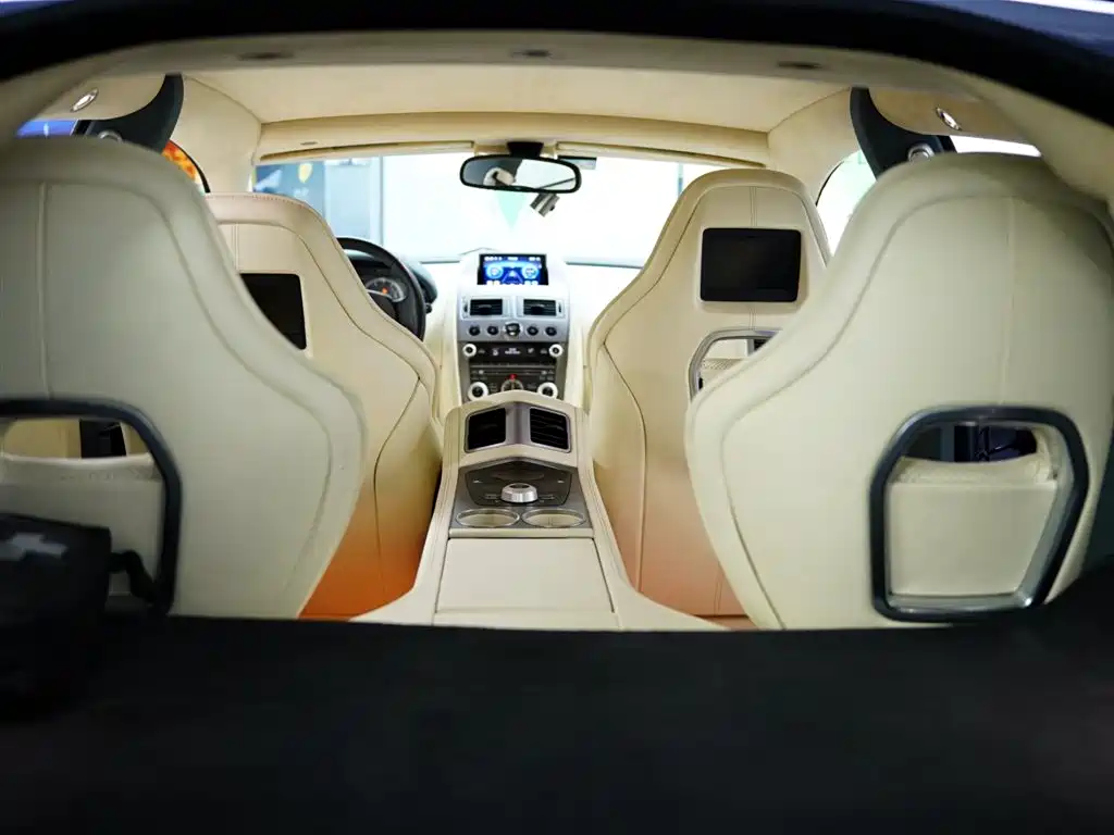 Aston Martin Rapide 2011 2010 6.0L