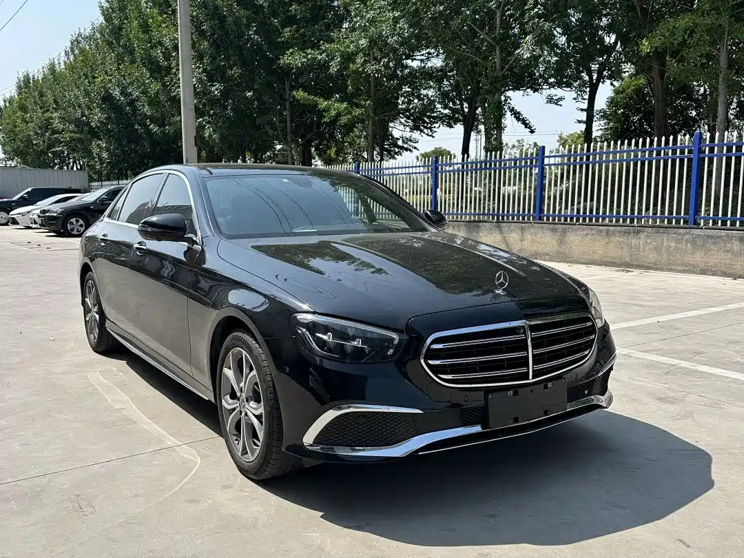  E CLASS