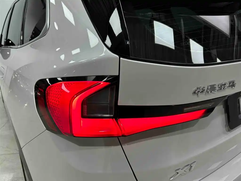 BMW X1 2023 sDrive20Li X Design Package фото 19