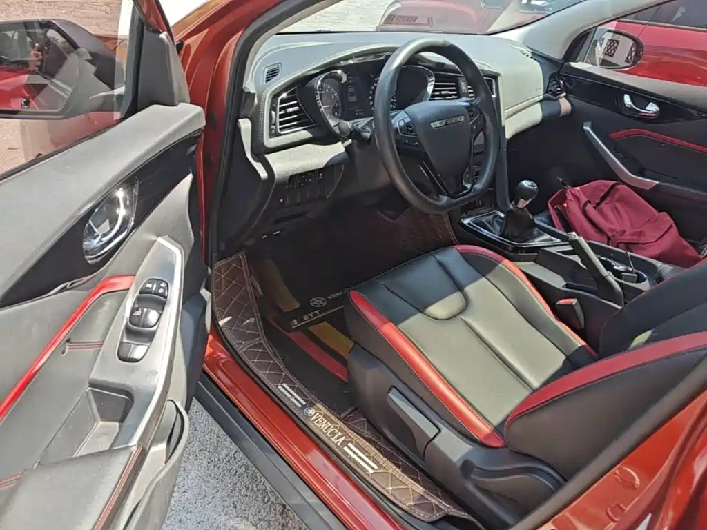 Venucia D60 2018 2018 1.6L Manual Smart Elite Edition