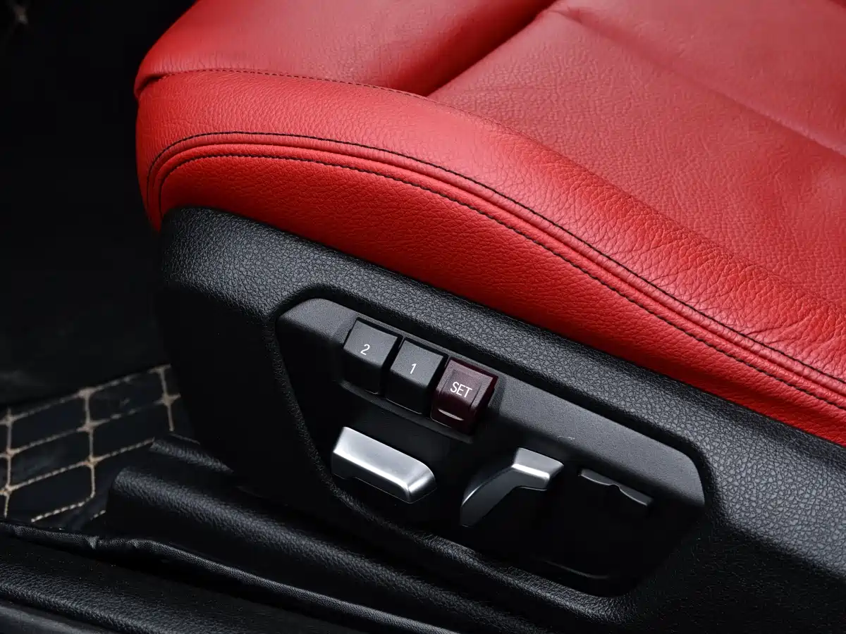 BMW 3 Series GT 2019 320i M Sport Model фото 24