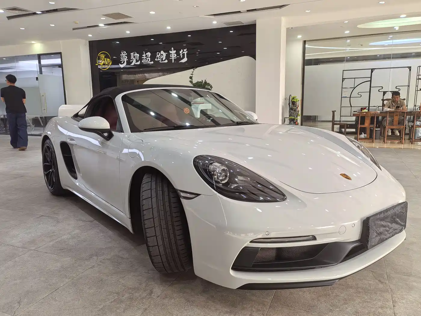 Porsche 718 2022 Spyder 2.0T фото 3