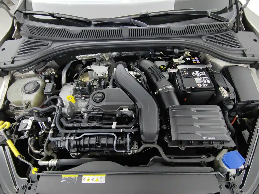 Volkswagen Sagitar, миниатюра 6