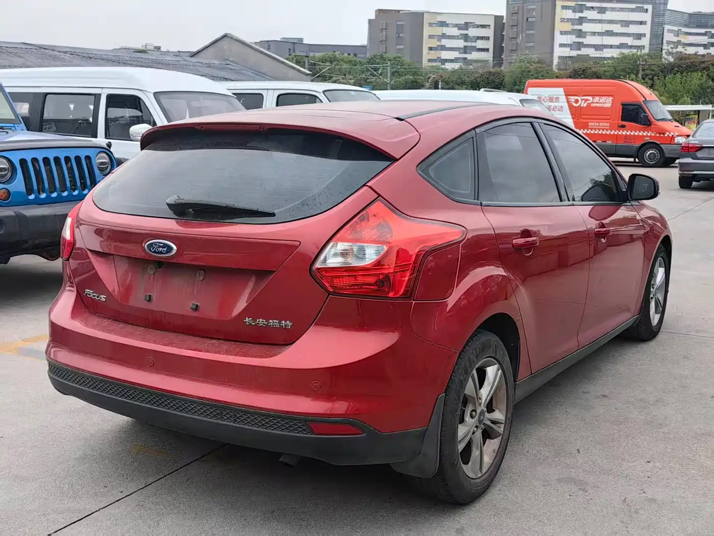 Photo 10 - Ford Focus