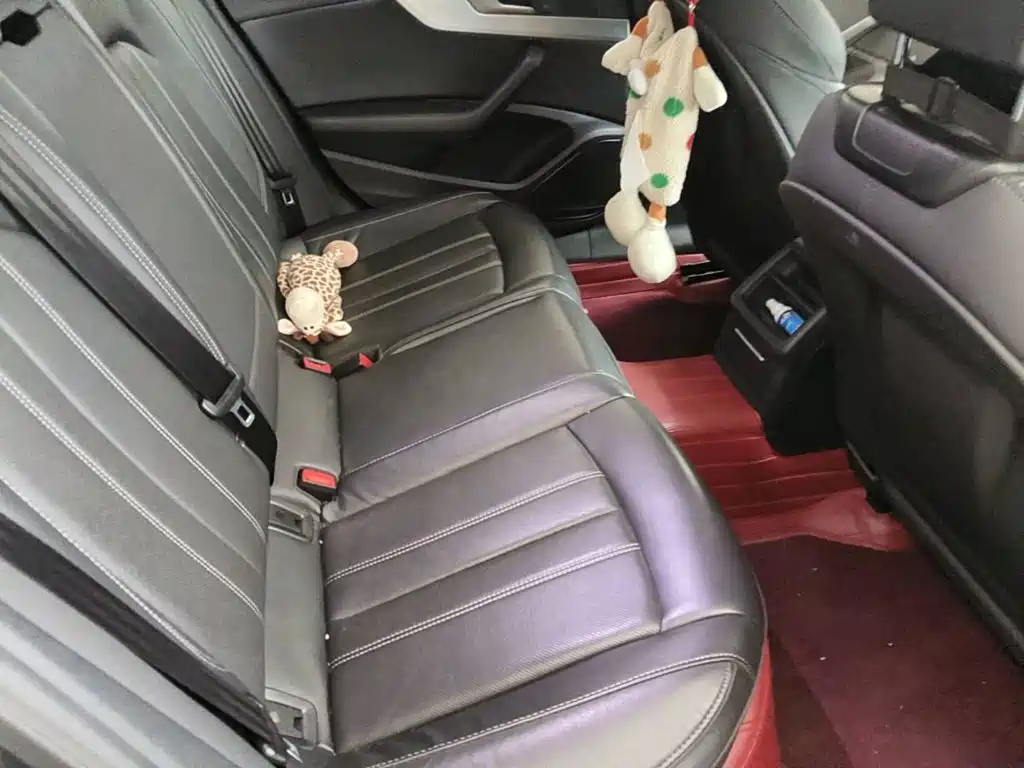 Audi A4L, миниатюра 11